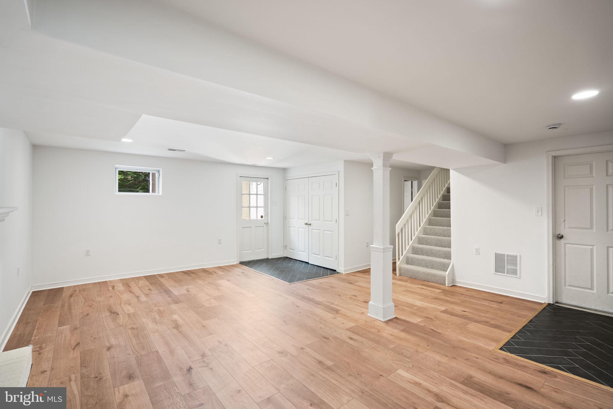 GLEN ECHO HEIGHTS - Residential