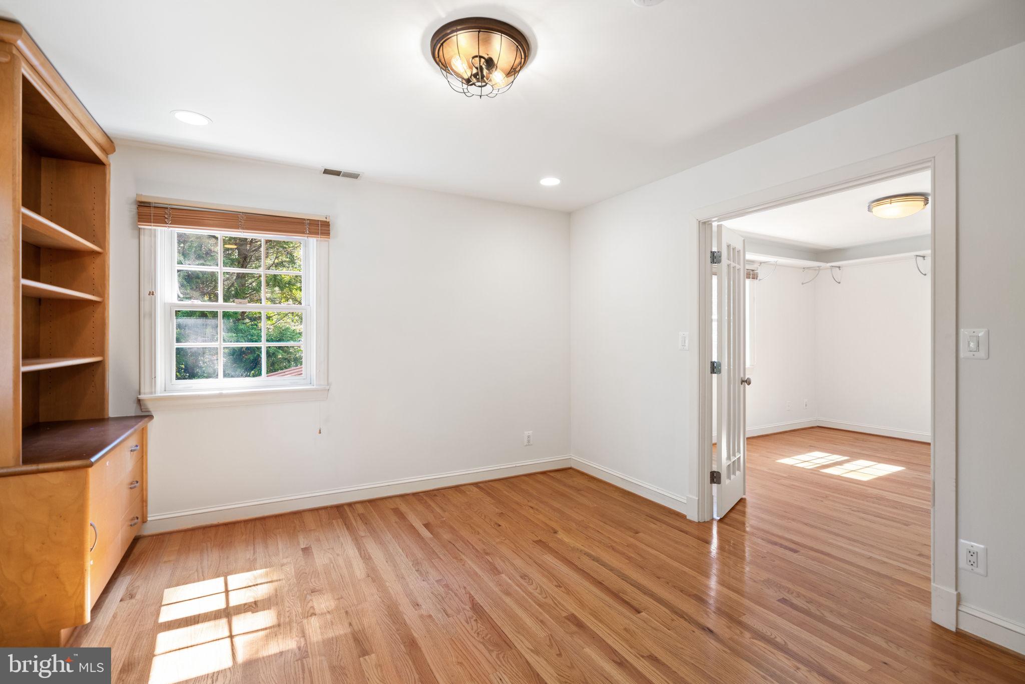 GLEN ECHO HEIGHTS - Residential