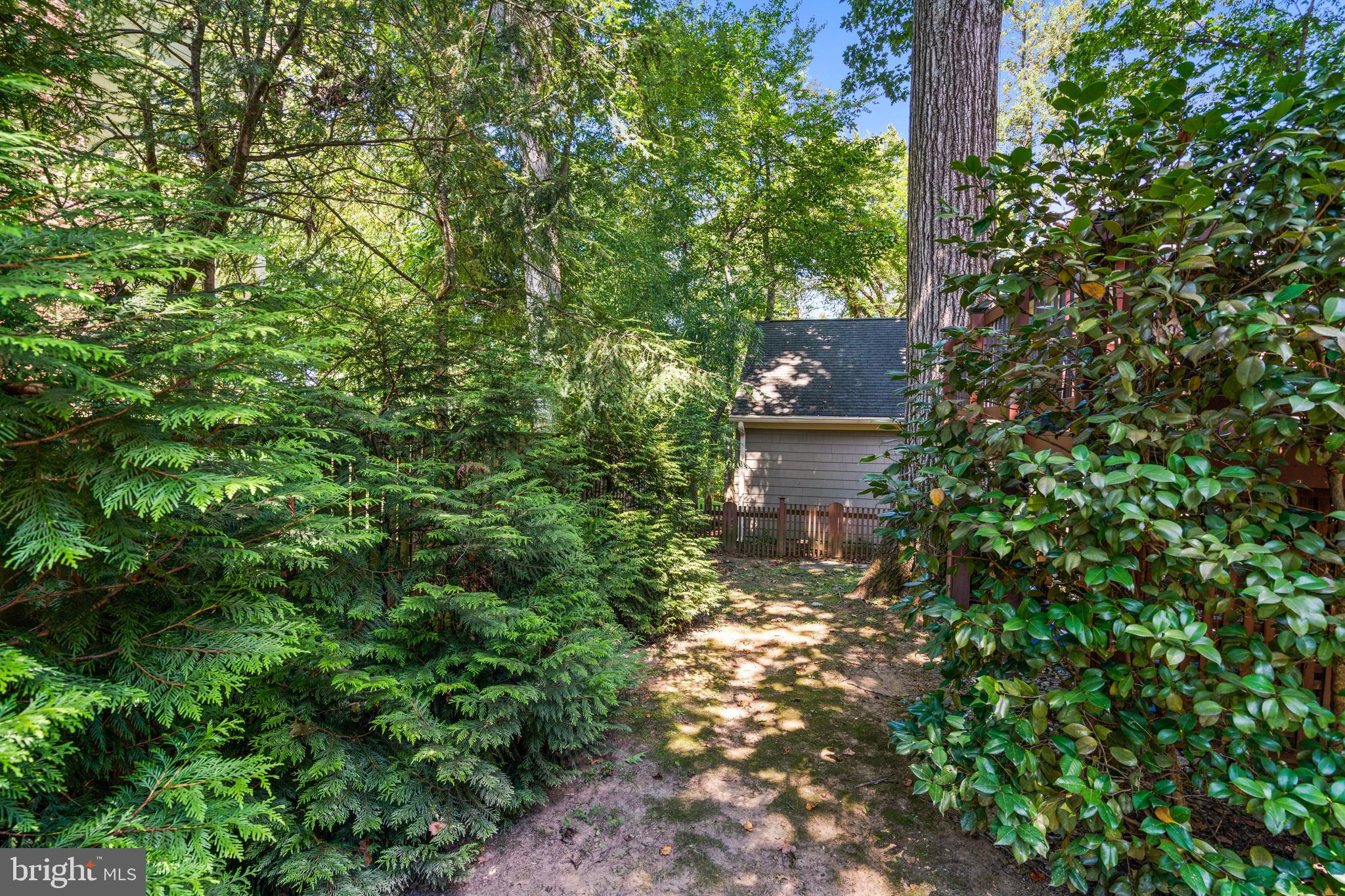 GLEN ECHO HEIGHTS - Residential