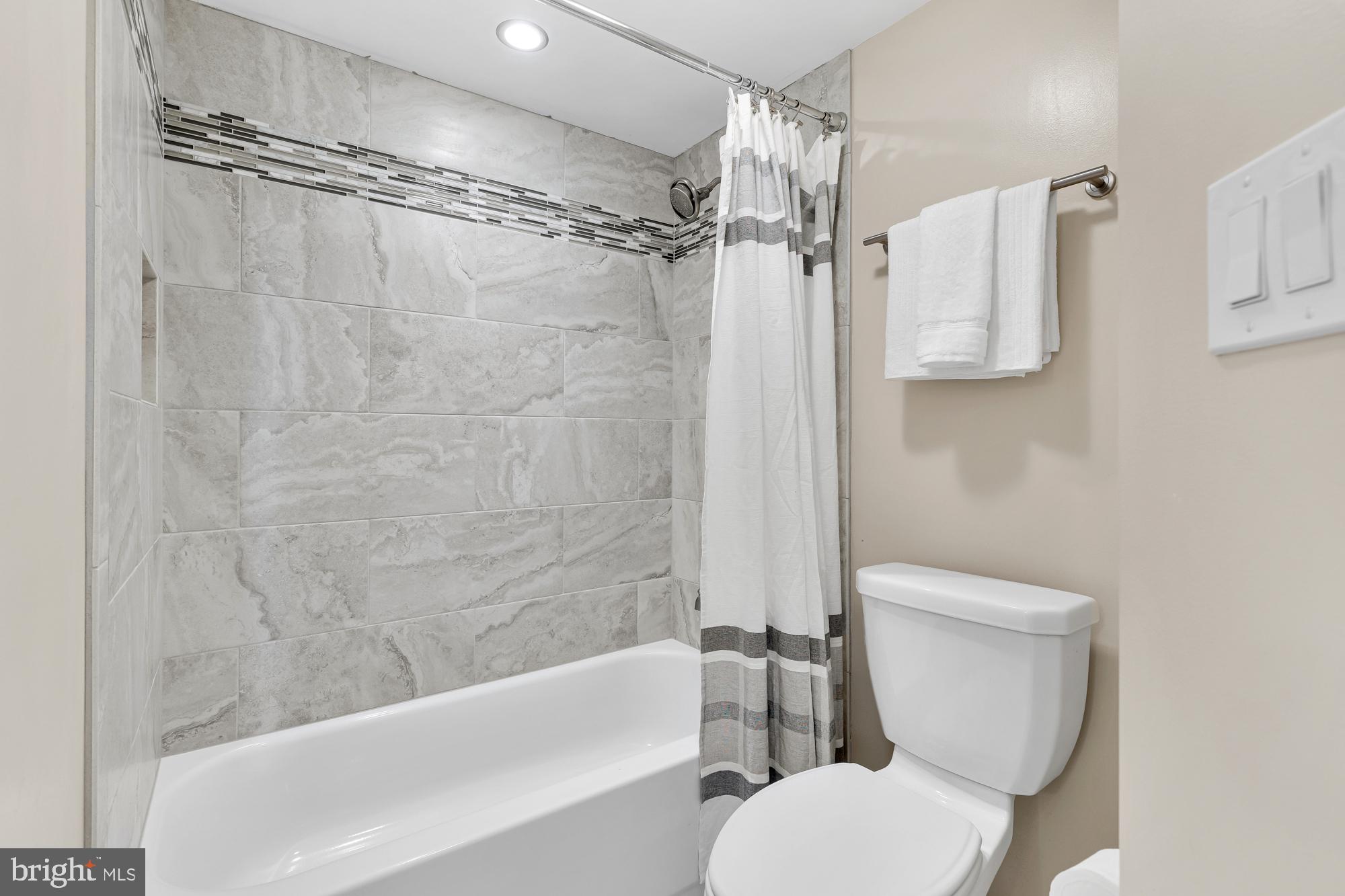 ROSSLYN - Residential