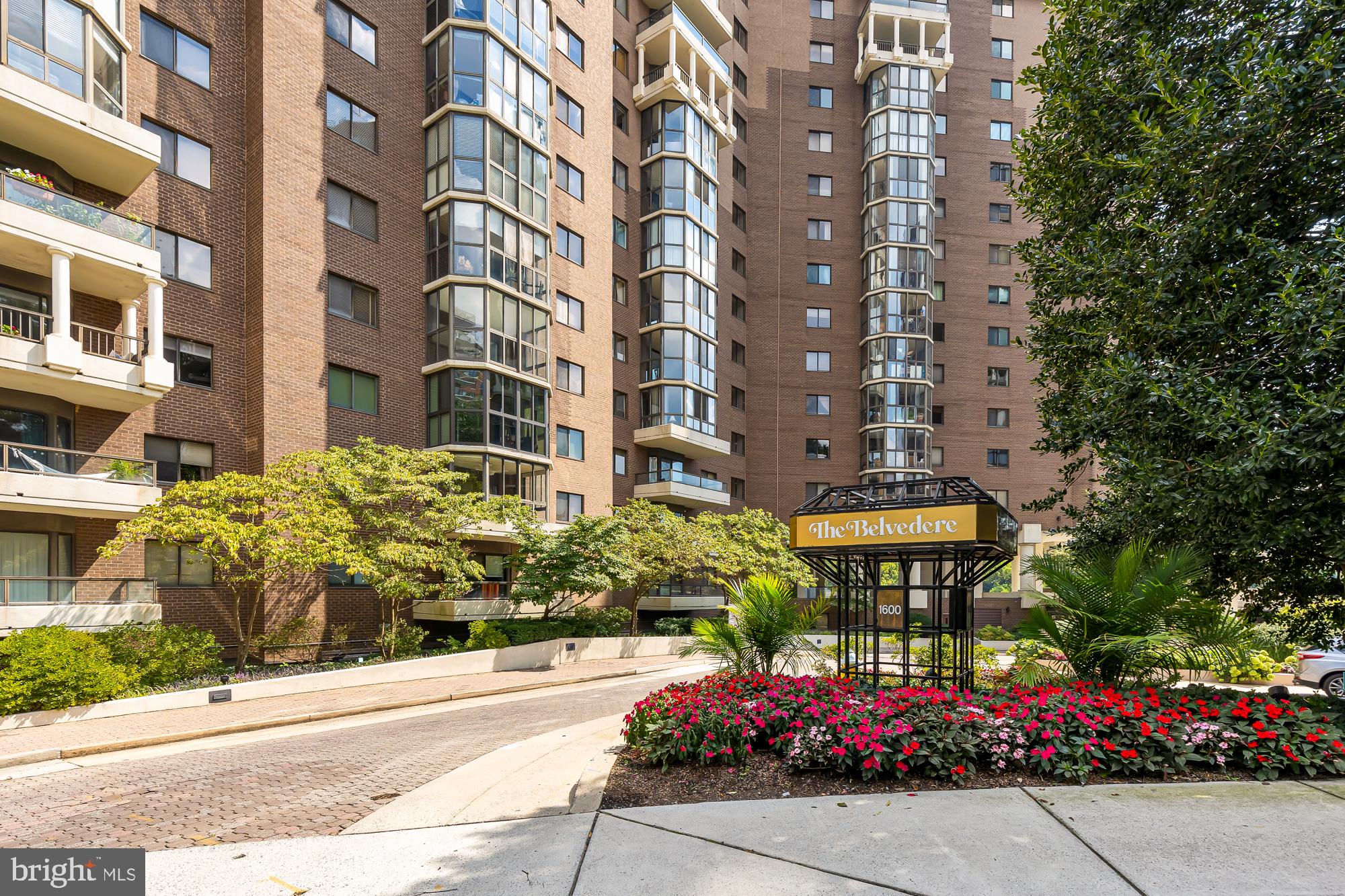 ROSSLYN - Residential