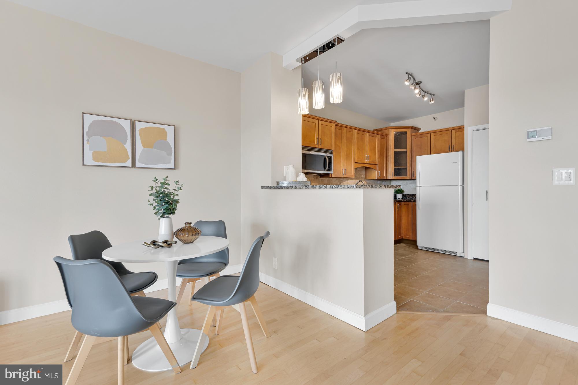 ROSSLYN - Residential