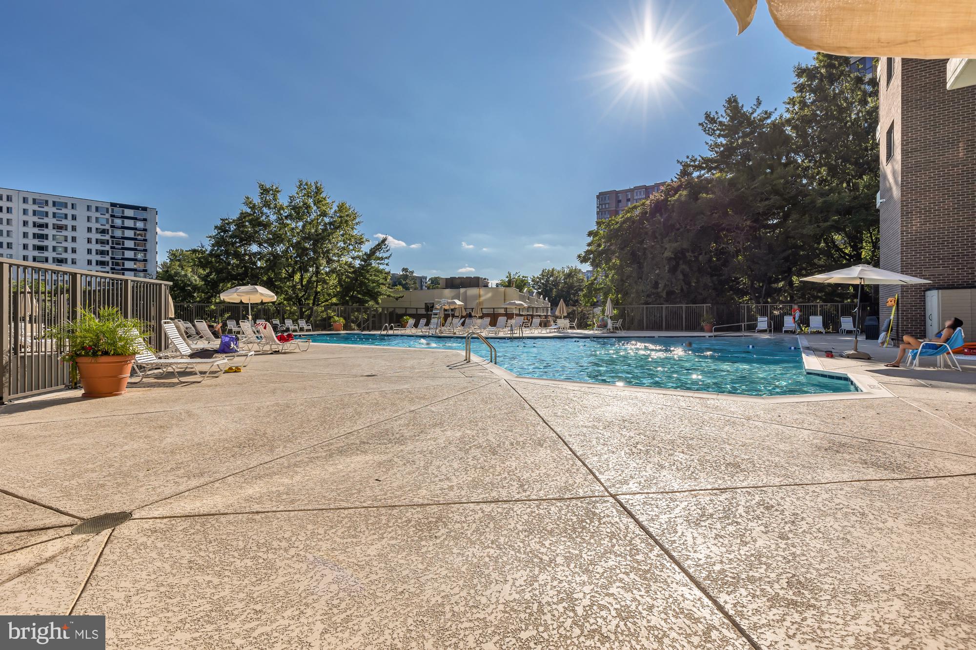 ROSSLYN - Residential