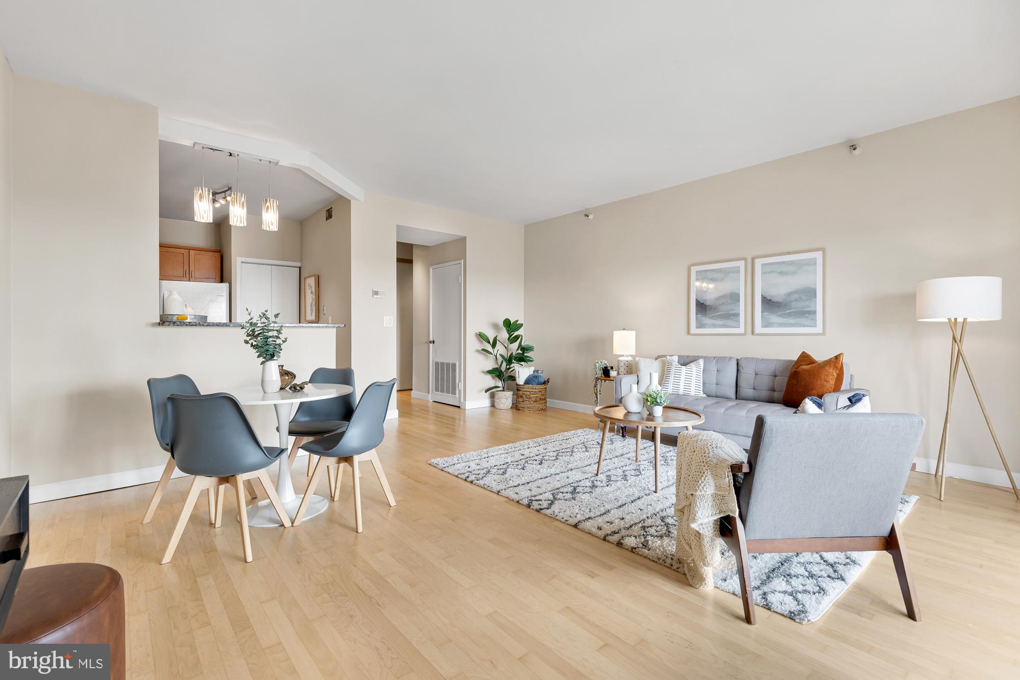 ROSSLYN - Residential