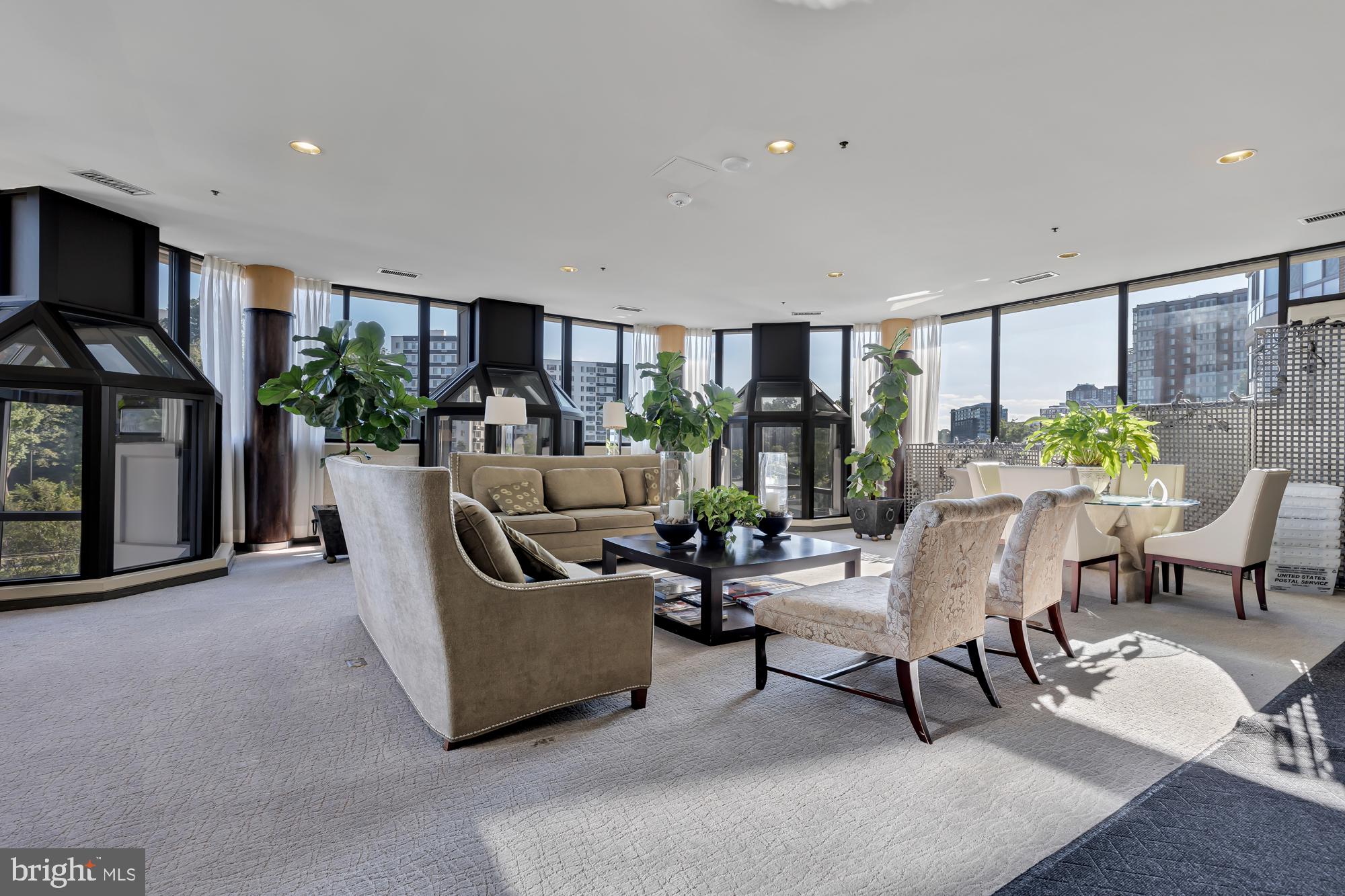 ROSSLYN - Residential