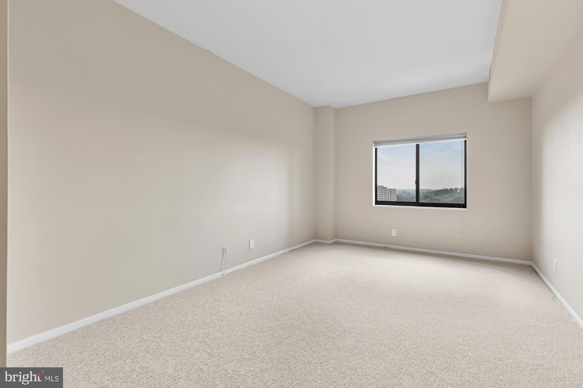 ROSSLYN - Residential