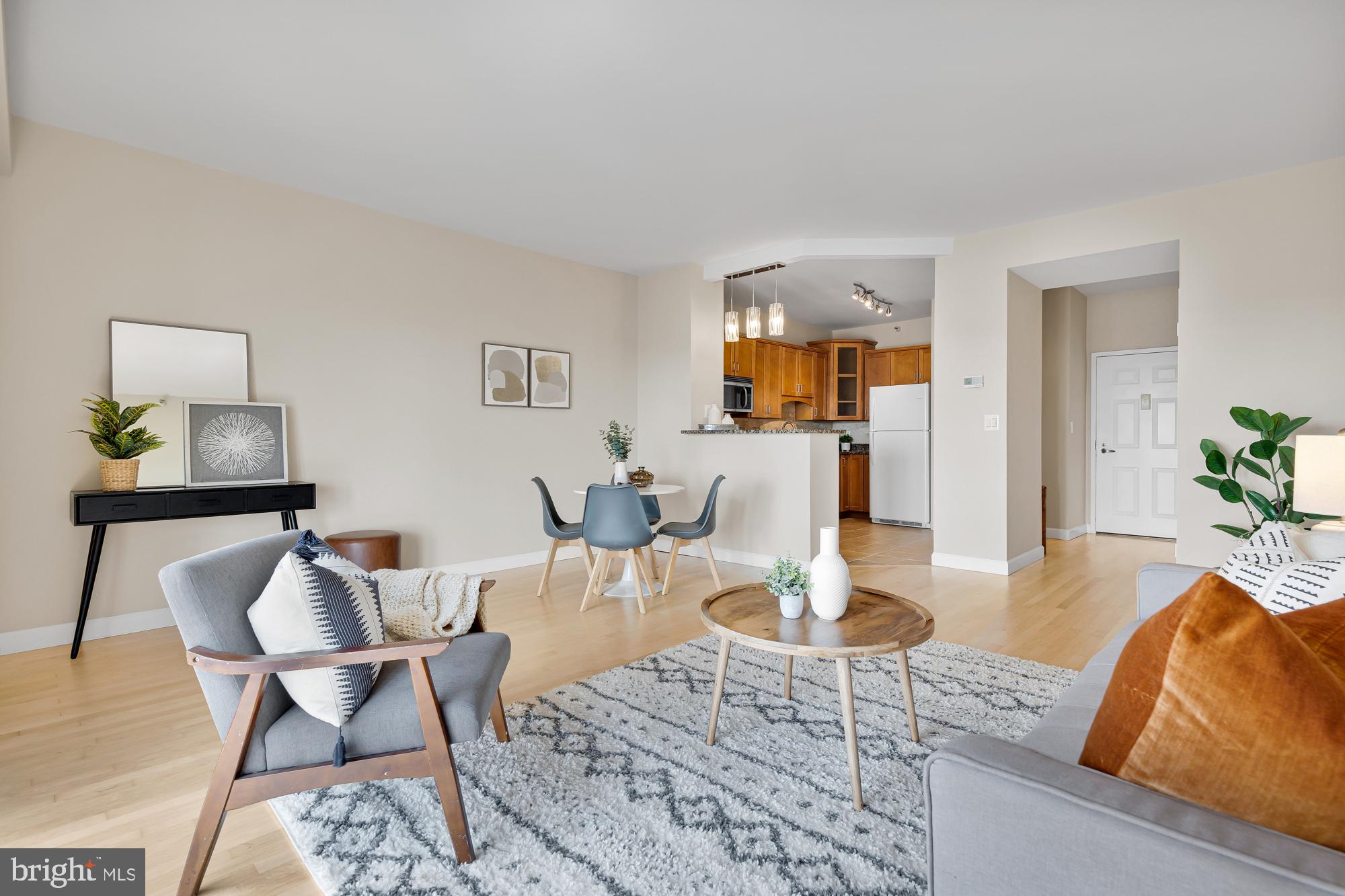 ROSSLYN - Residential