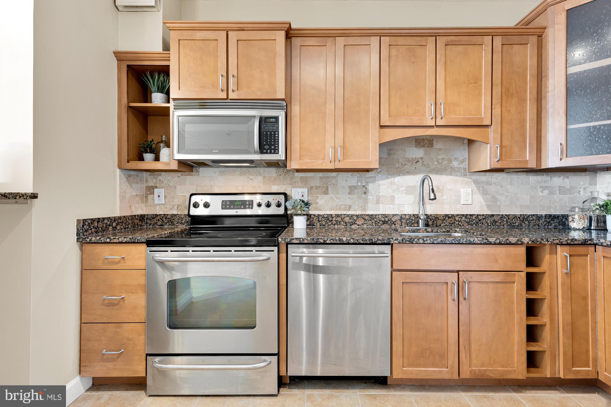 ROSSLYN - Residential