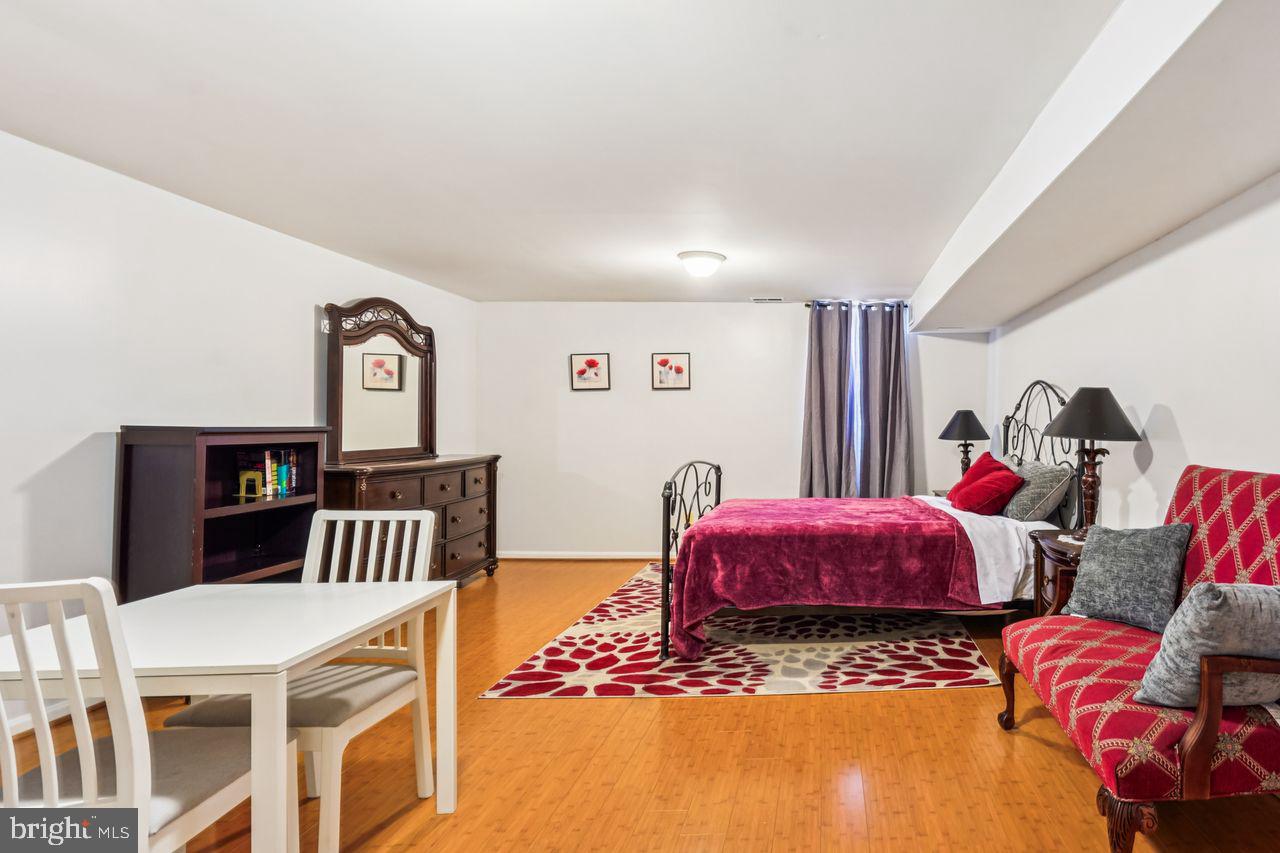 TAKOMA PARK - Residential