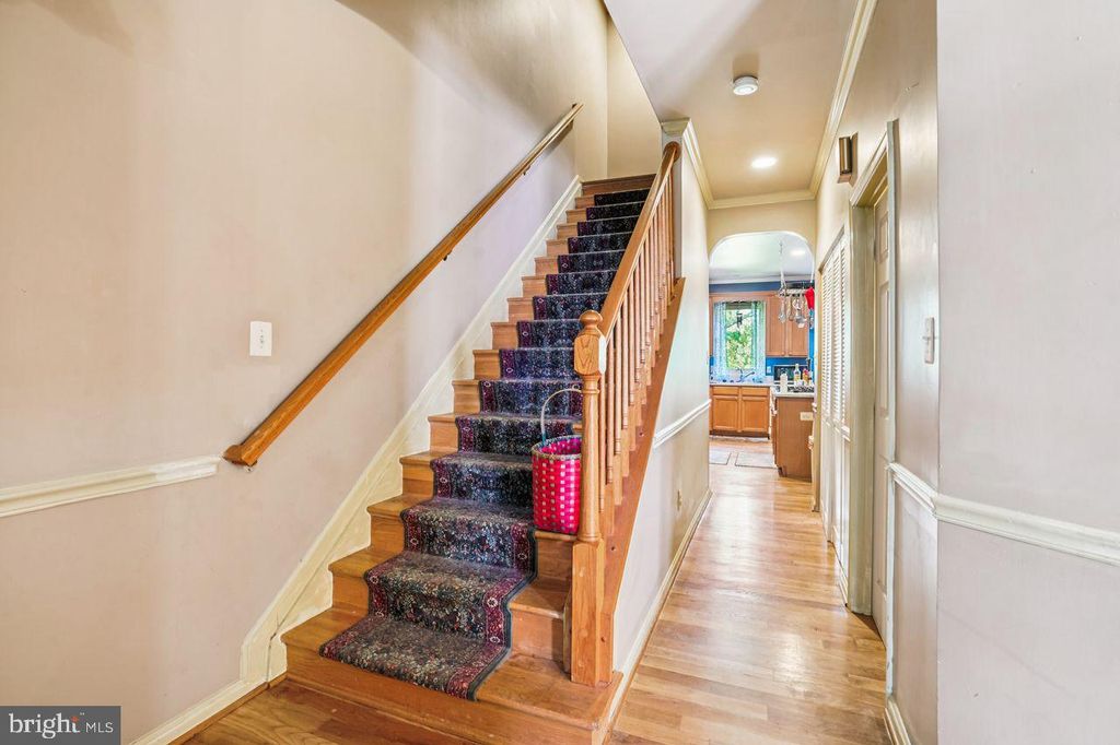 Photo of 6418 Sligo Mill Road, TAKOMA PARK, MD 20912 (MLS # MDMC2224926)