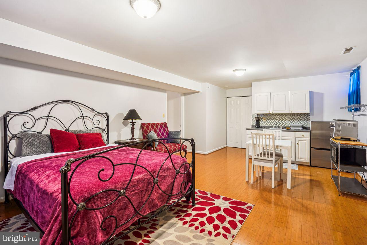 TAKOMA PARK - Residential