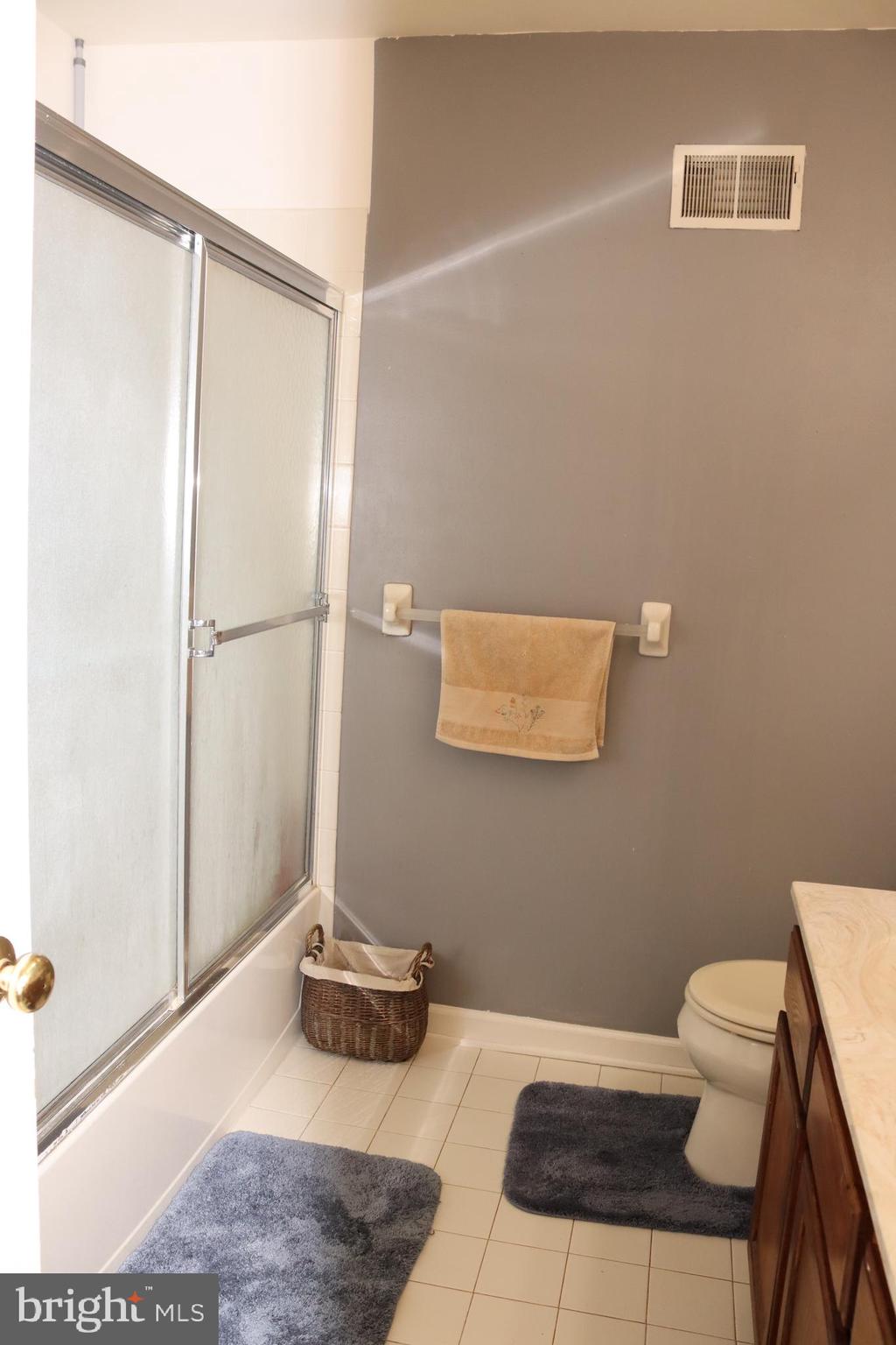 CEDAR CREEK FARMS - Residential