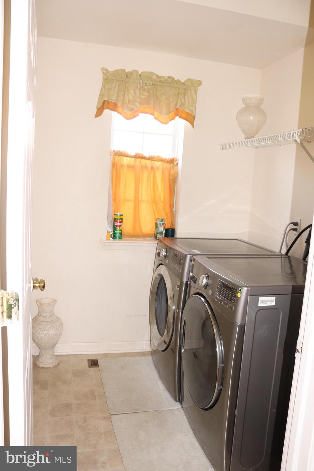 CEDAR CREEK FARMS - Residential