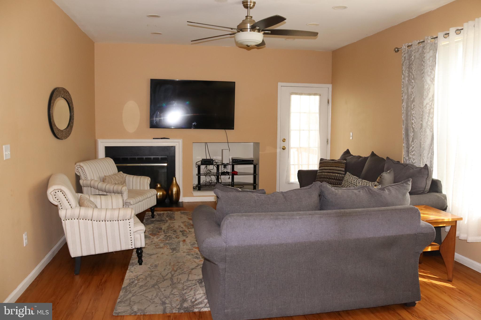 CEDAR CREEK FARMS - Residential