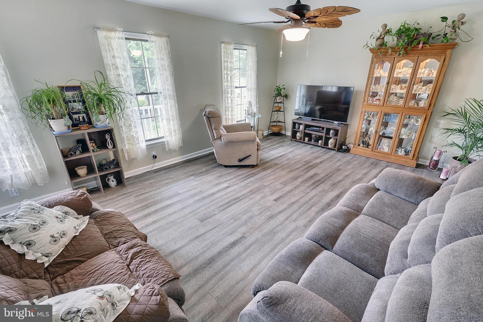 LAKE MEADE - Residential