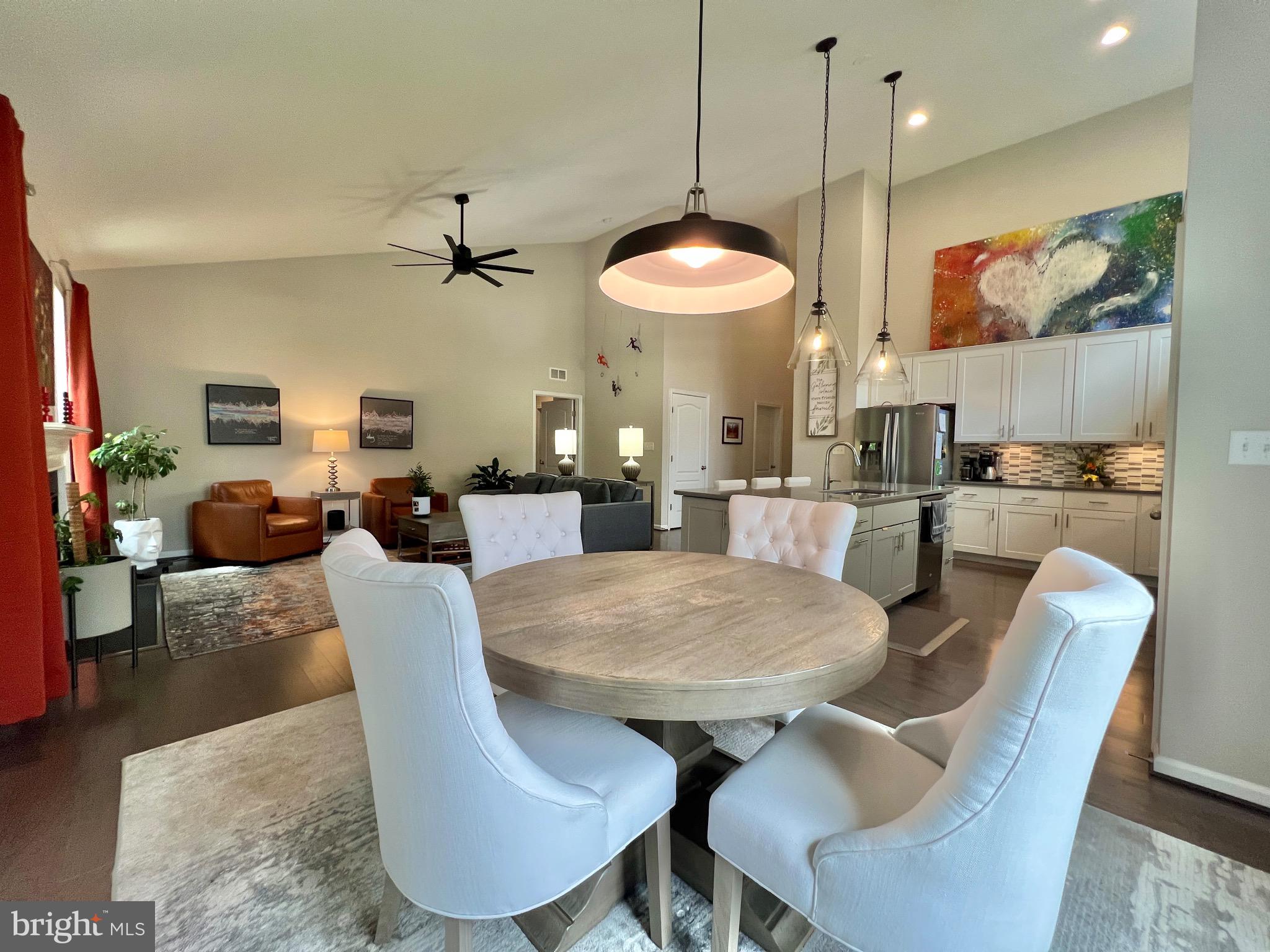 MARTINSBURG STATION - Residential