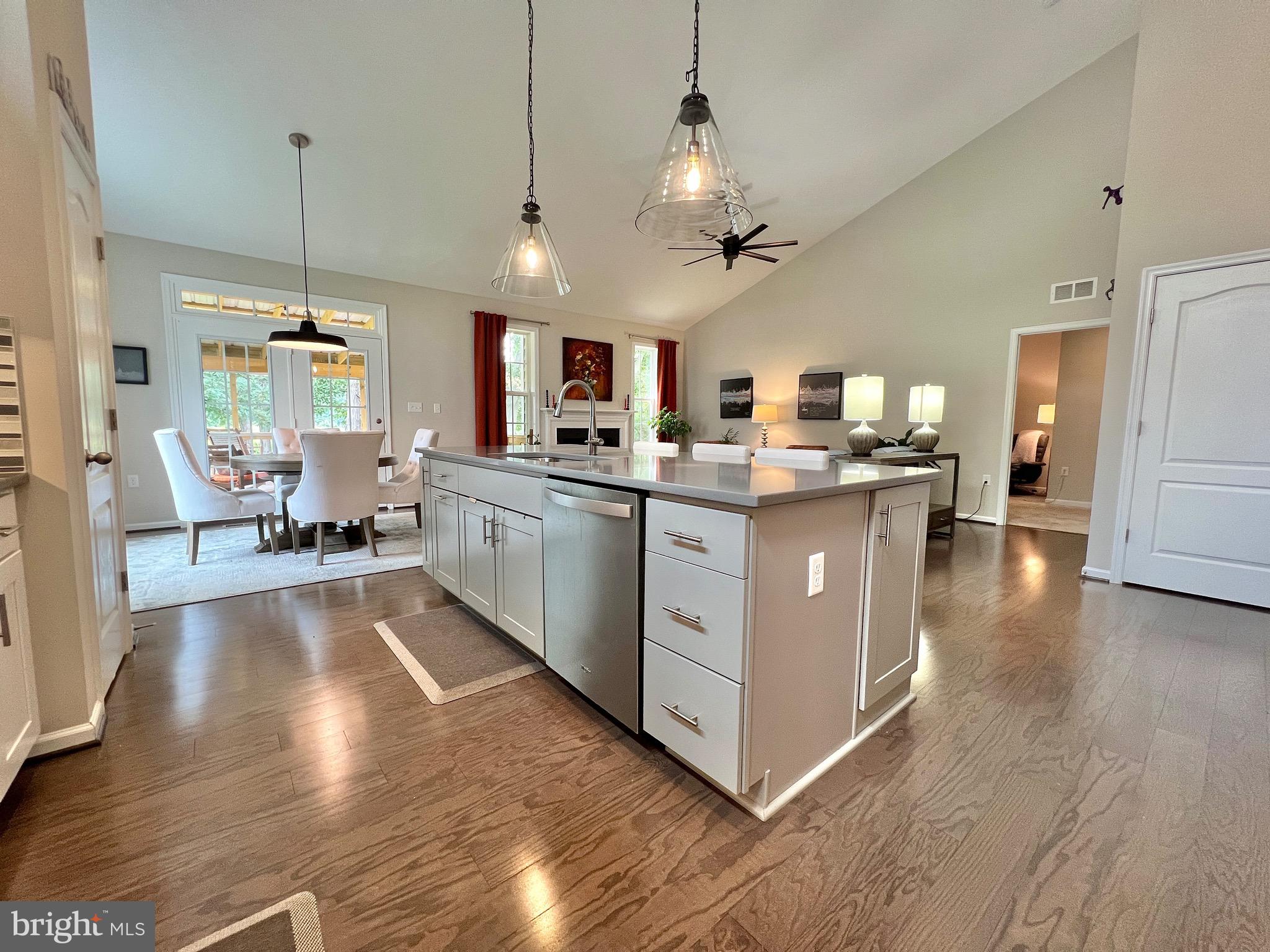 MARTINSBURG STATION - Residential