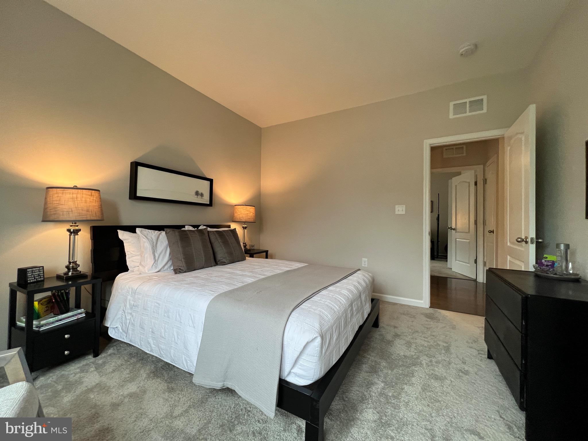 MARTINSBURG STATION - Residential