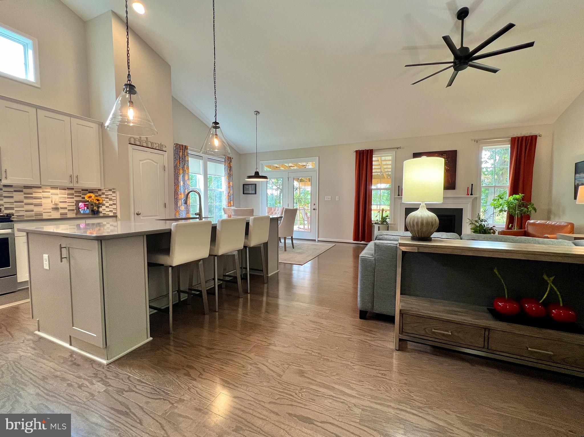 MARTINSBURG STATION - Residential