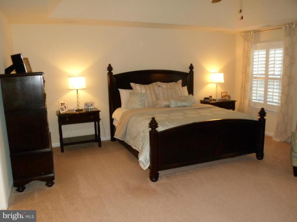 BEN OAKS - Residential Lease