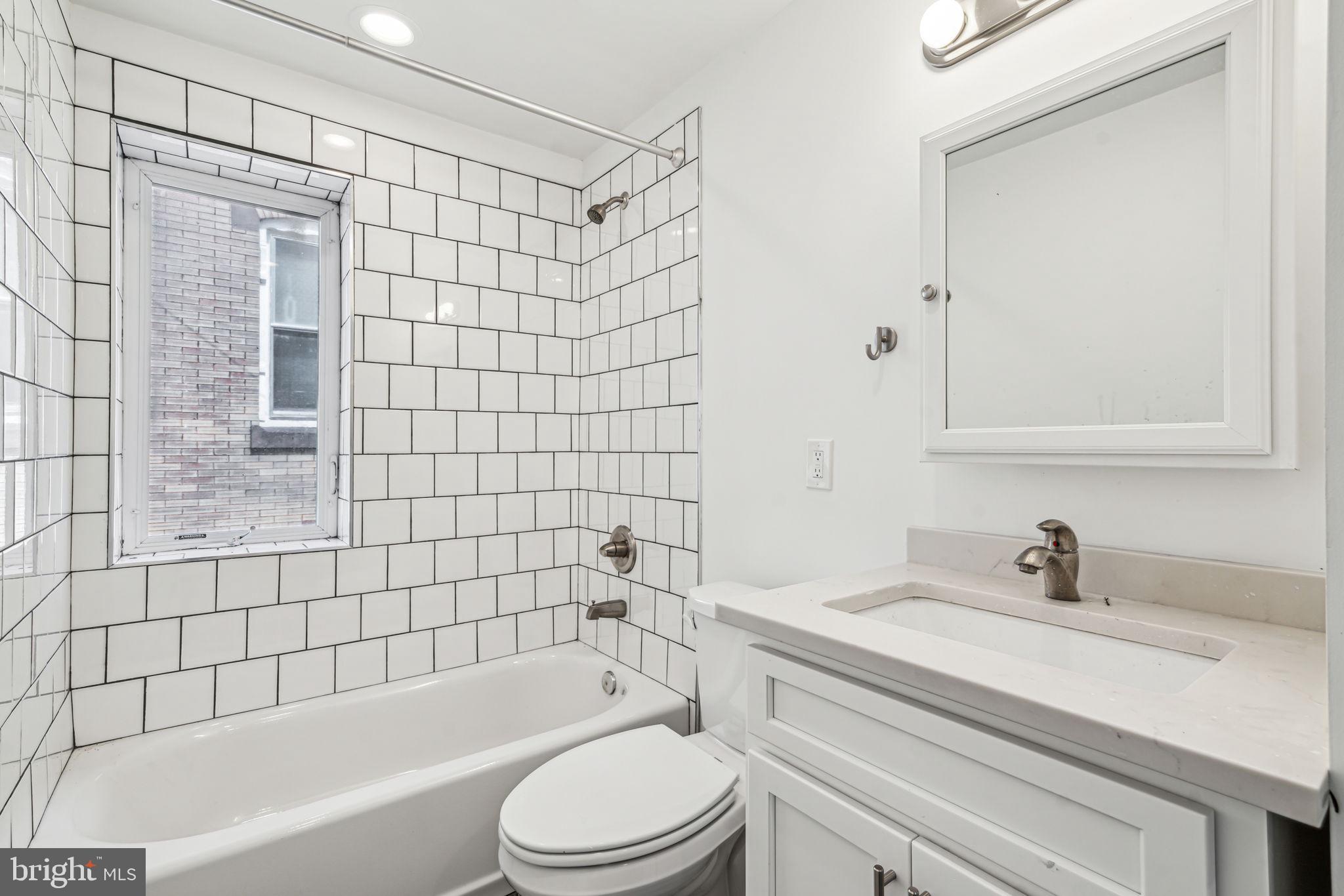 ROXBOROUGH - Residential Income