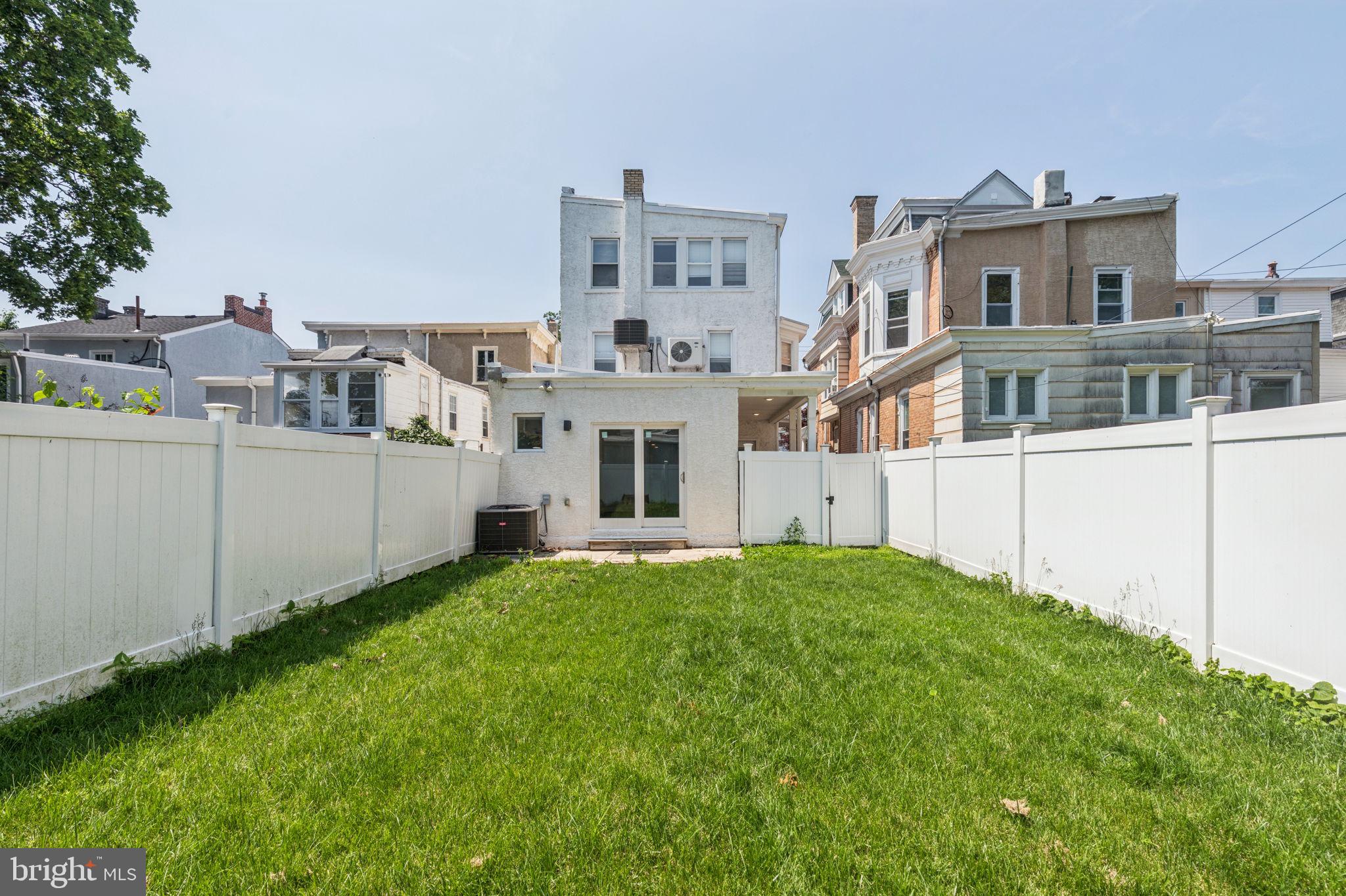 ROXBOROUGH - Residential Income