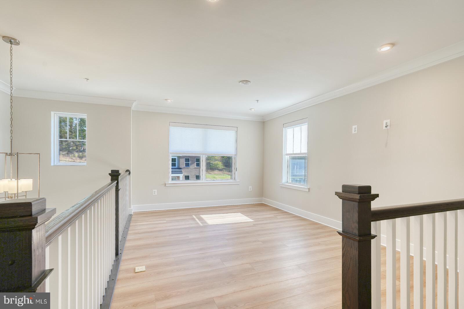 WORTHINGTON - Residential