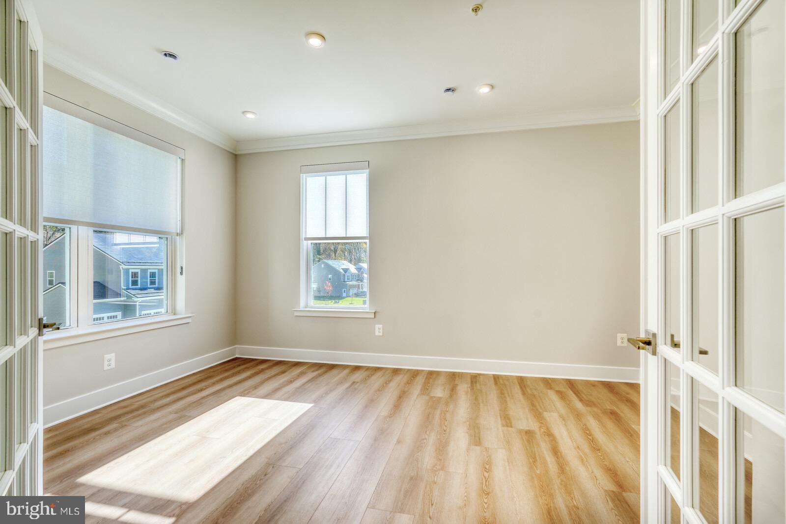 WORTHINGTON - Residential