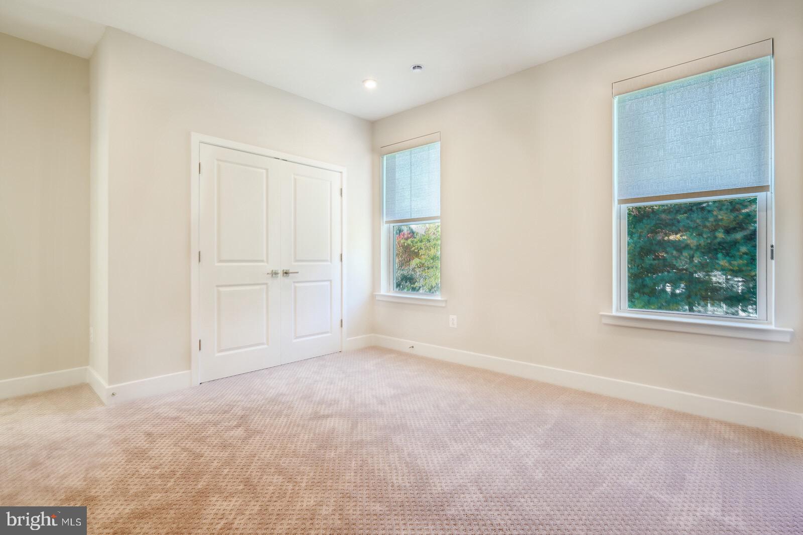 WORTHINGTON - Residential