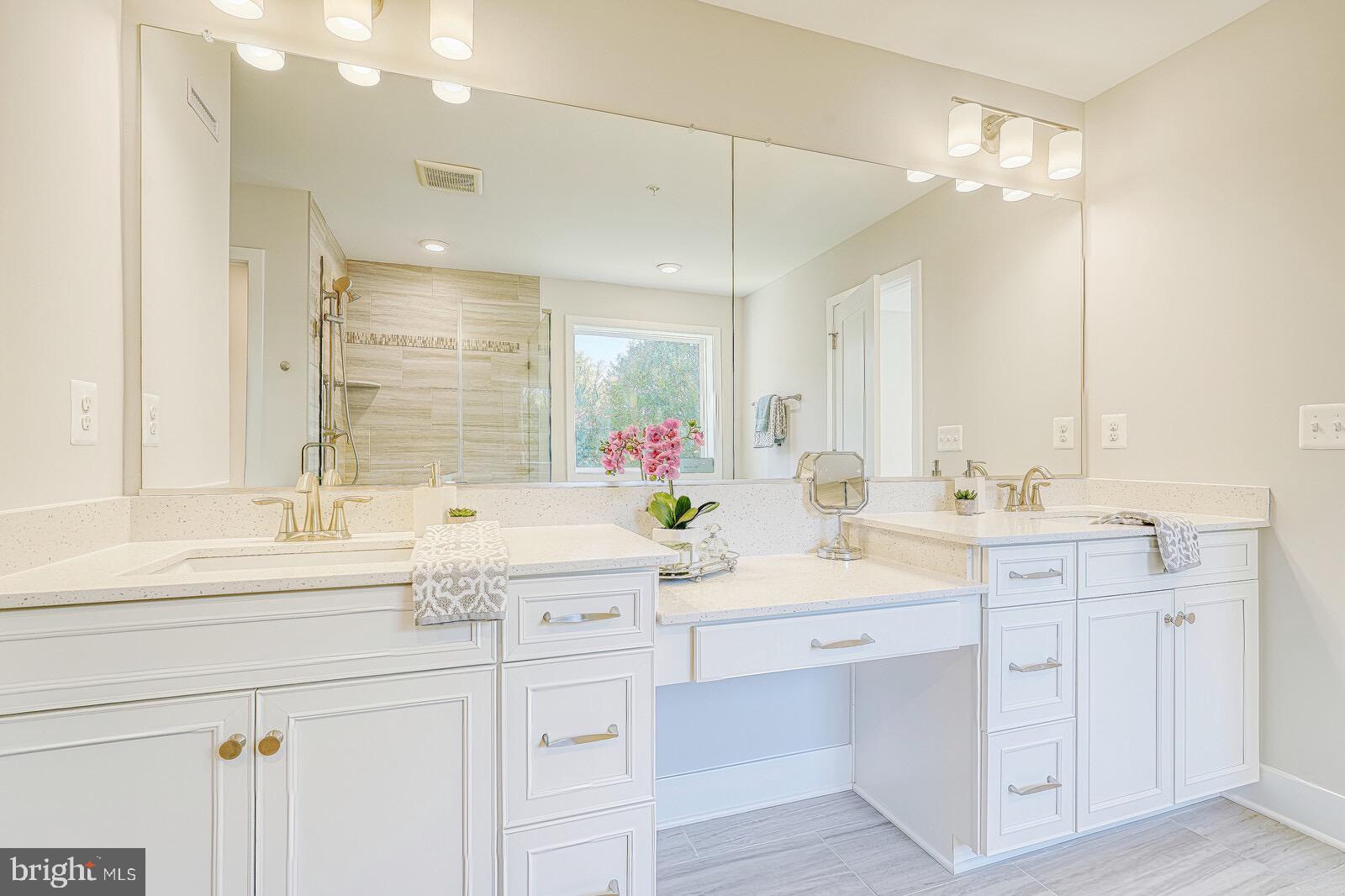 WORTHINGTON - Residential