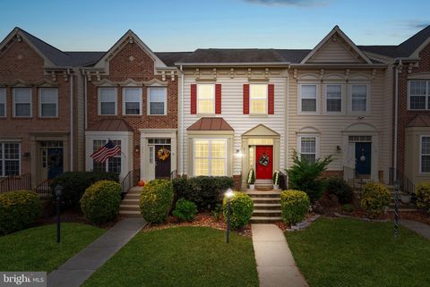 577 EDMONTON TERRACE NE LEESBURG VA 20176