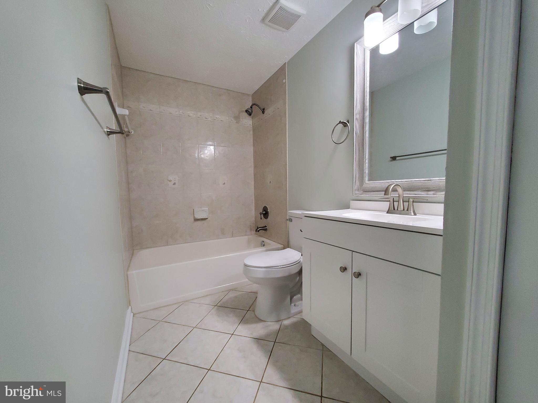 GREENWOOD FARM - Residential Lease