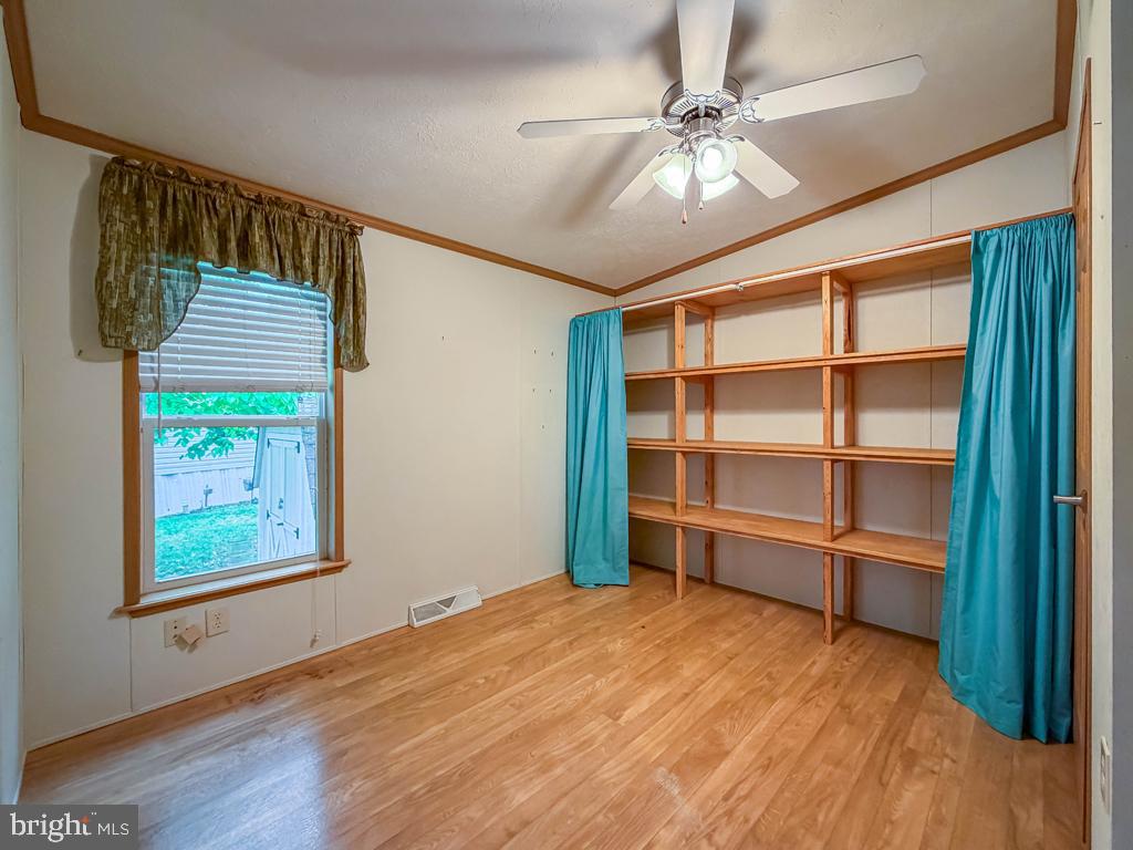 EASTERN DAWN MHP - Residential