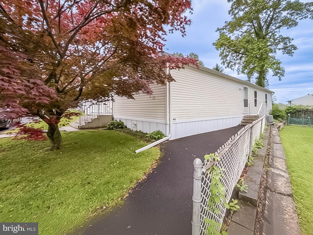 EASTERN DAWN MHP - Residential