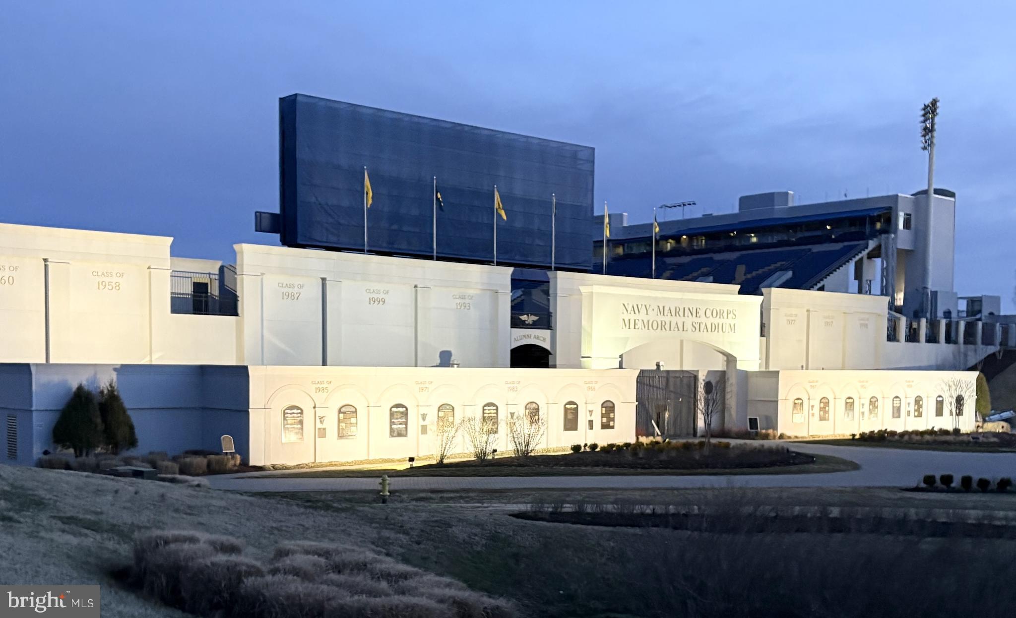 ADMIRAL HEIGHTS - Residential