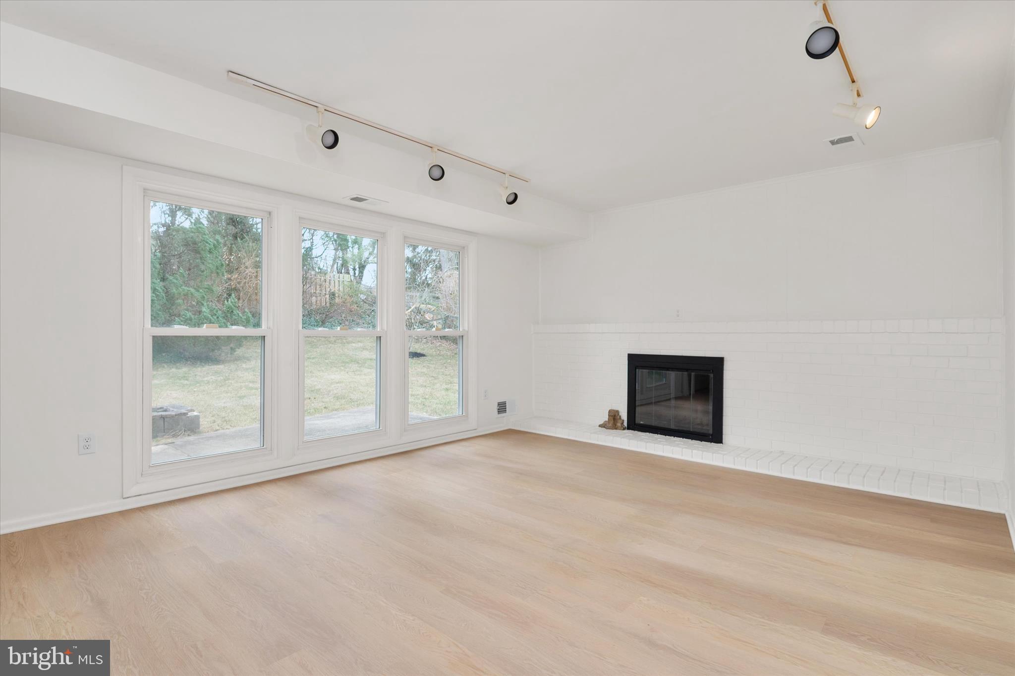 FAIRKNOLL - Residential