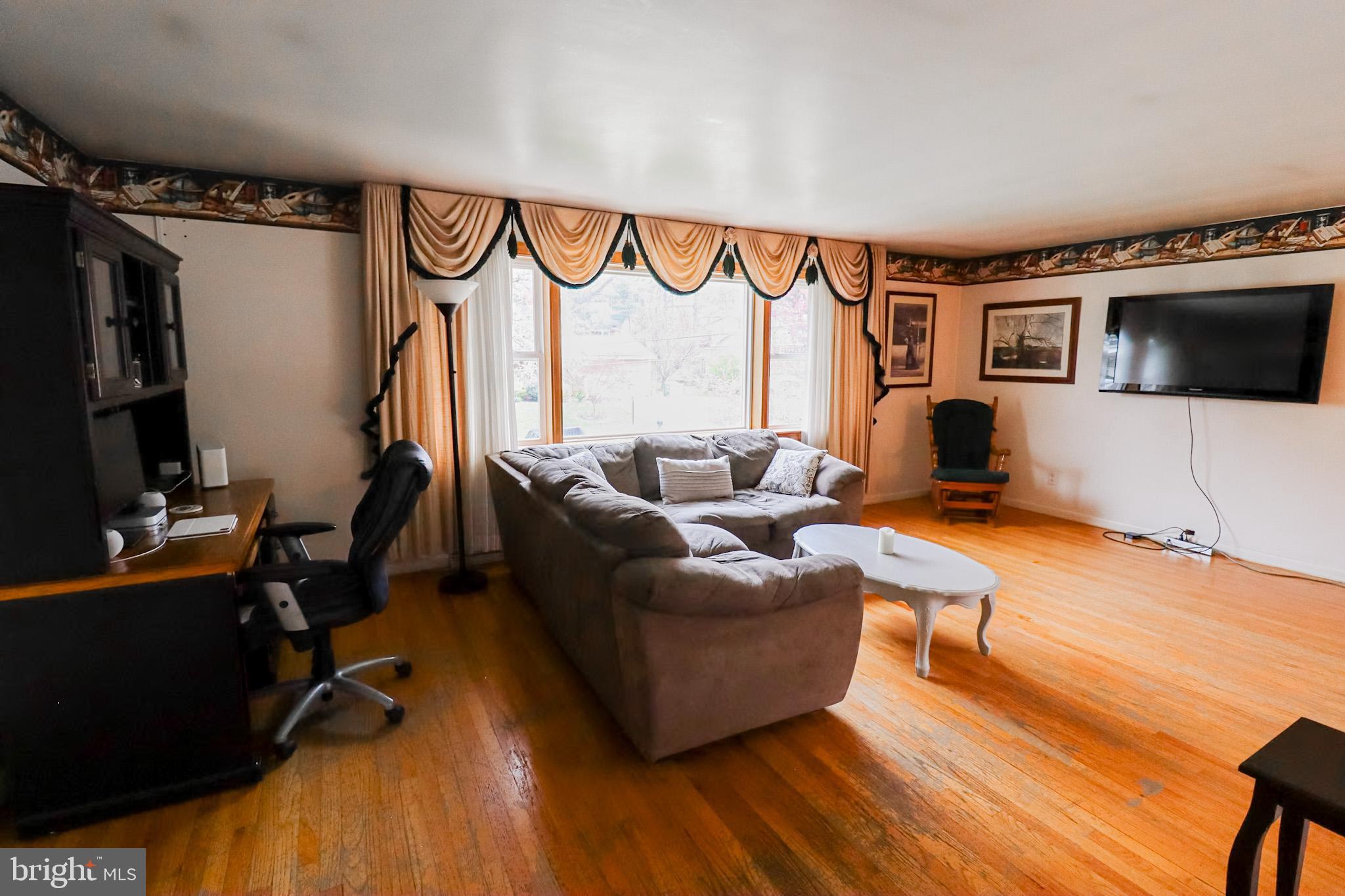 HAINES ACRES - Residential