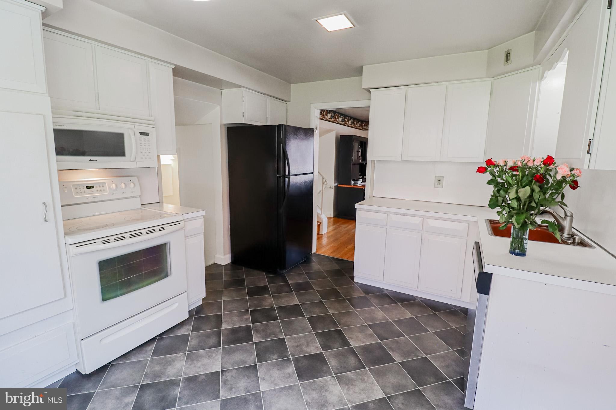 HAINES ACRES - Residential