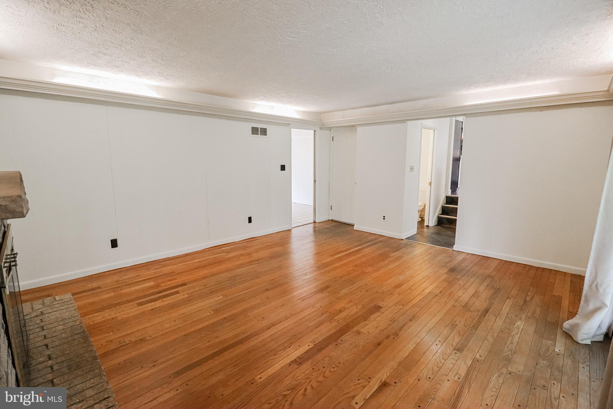 HAINES ACRES - Residential