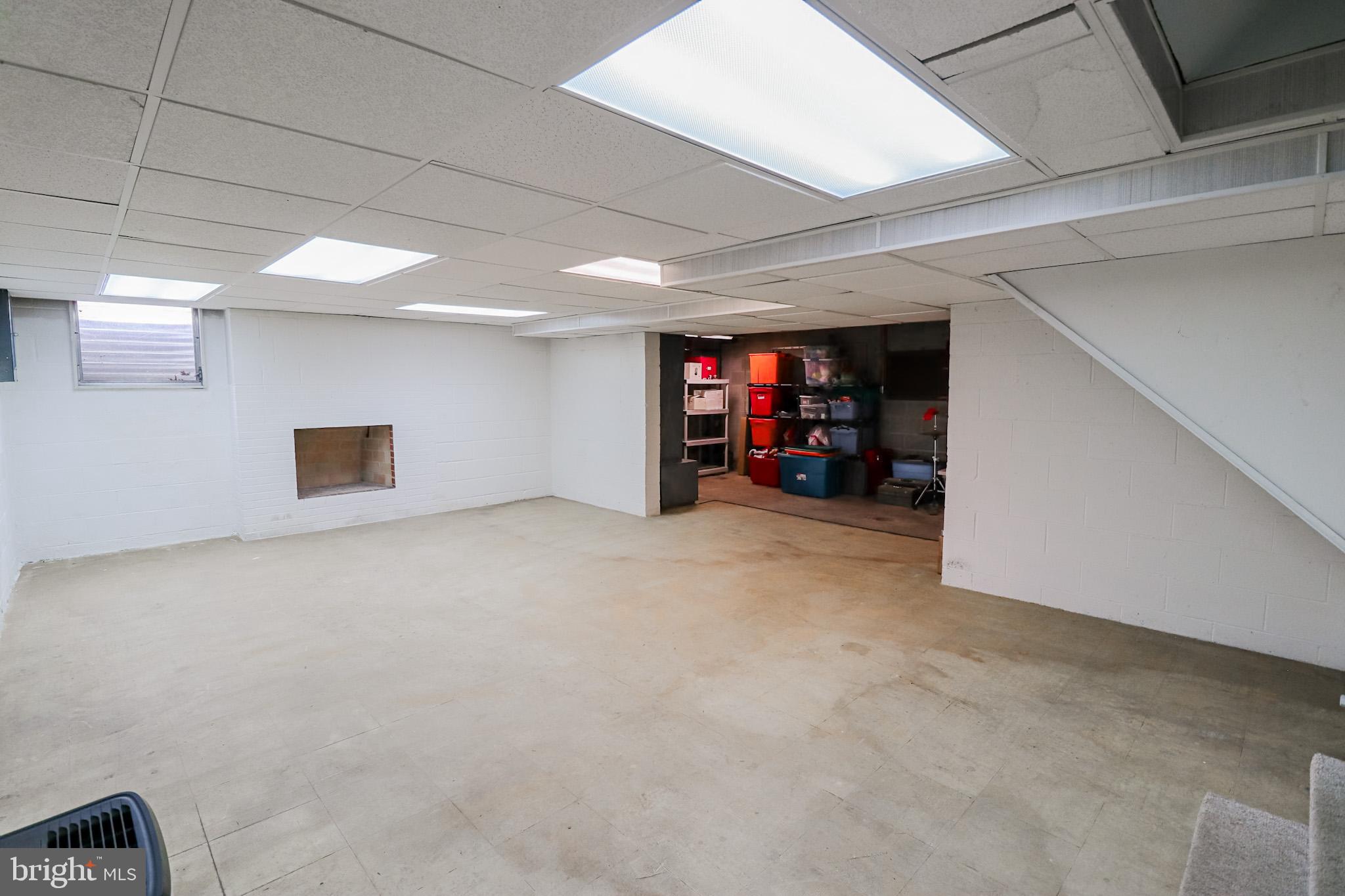 HAINES ACRES - Residential