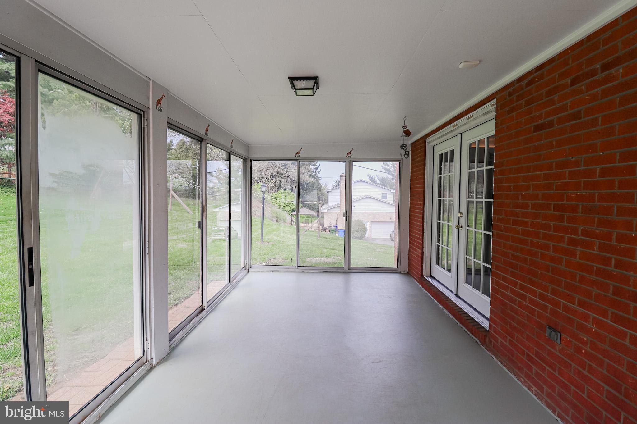 HAINES ACRES - Residential