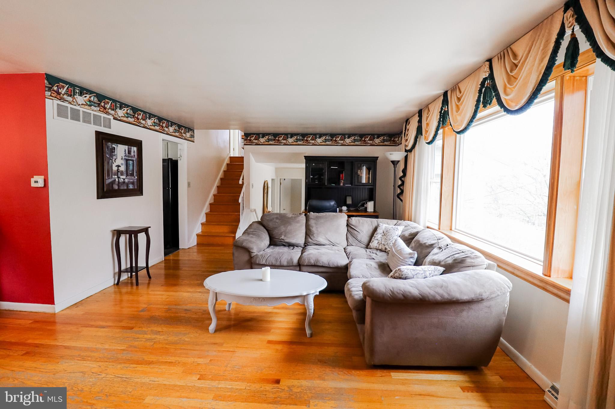 HAINES ACRES - Residential