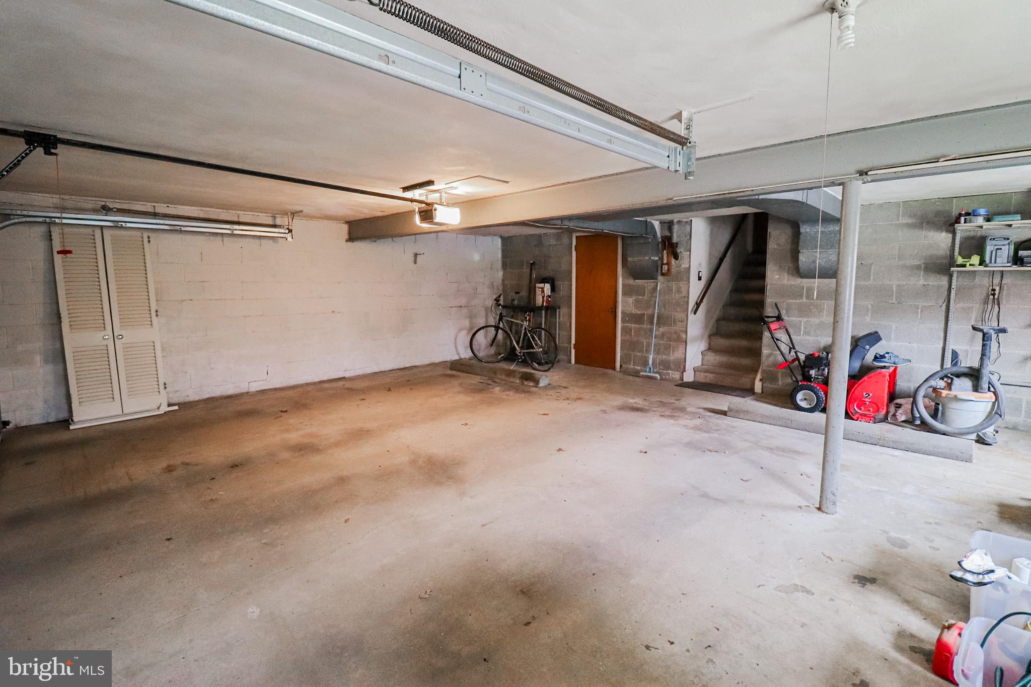 HAINES ACRES - Residential