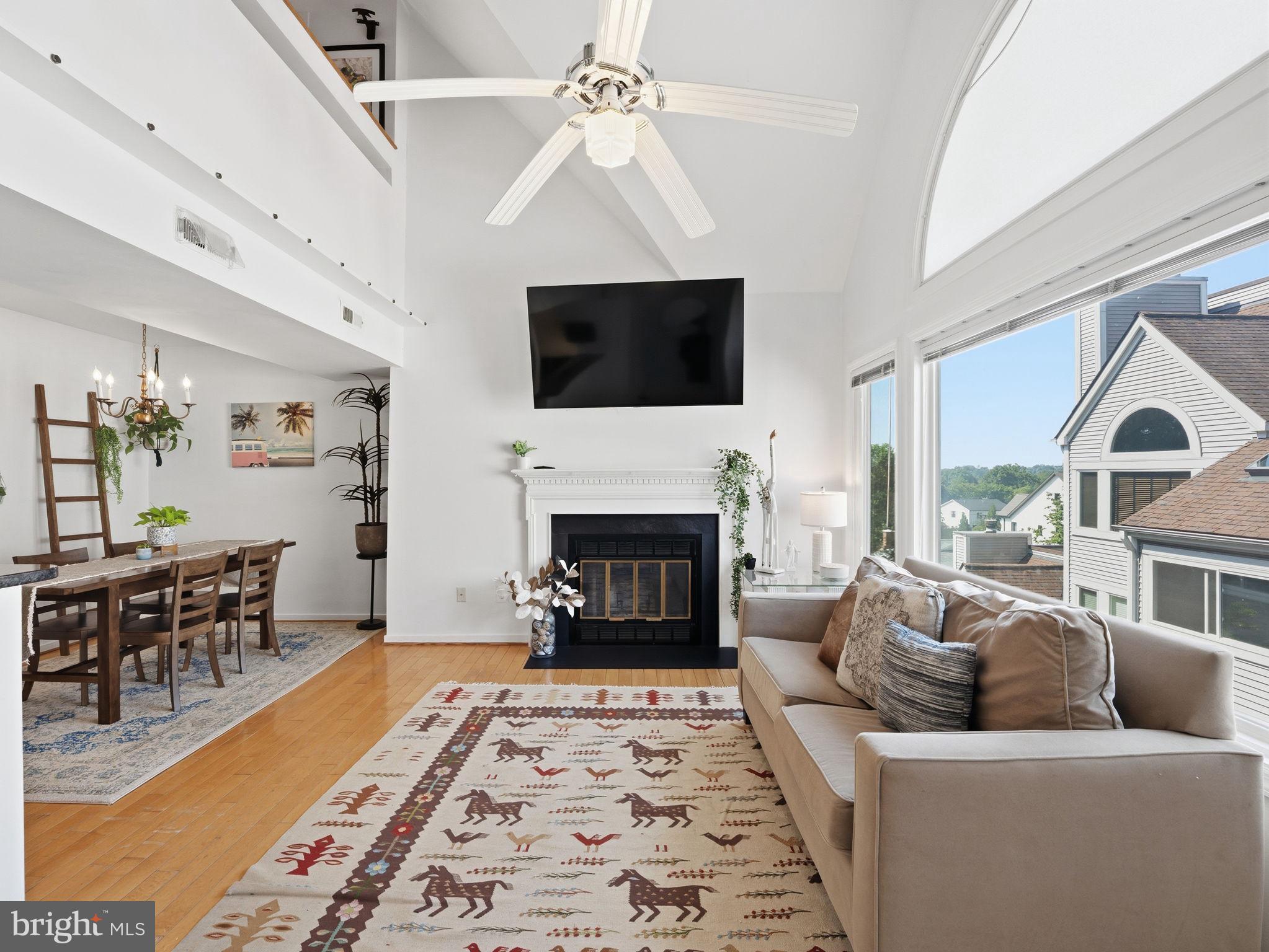 5548 LANGSTON BOULEVARD 43-E