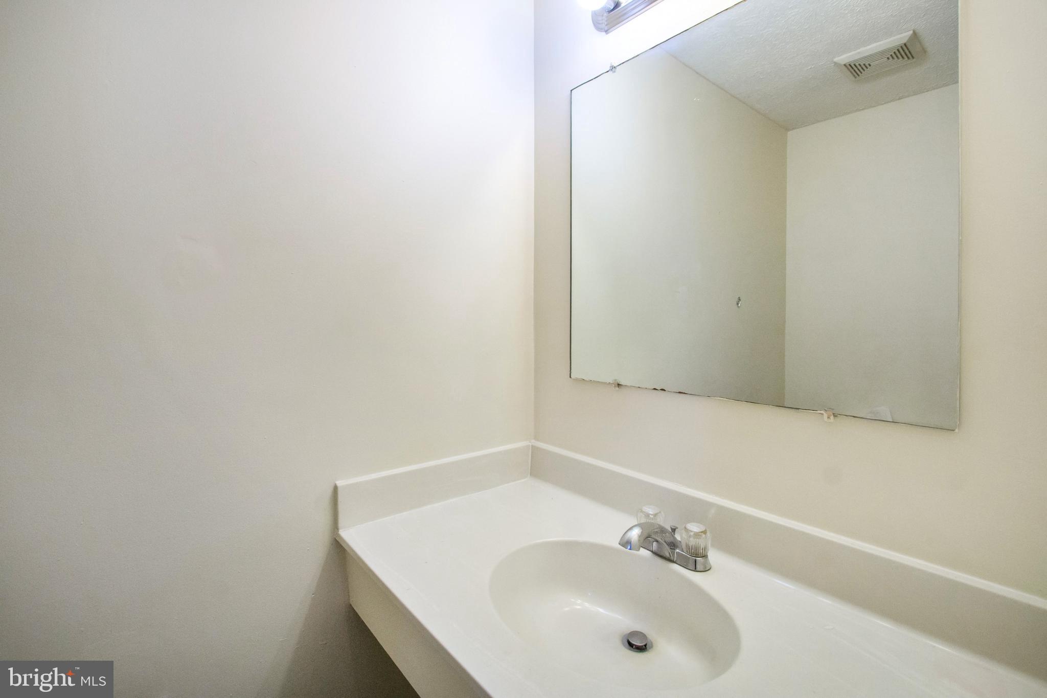 KETTERING - Residential Lease