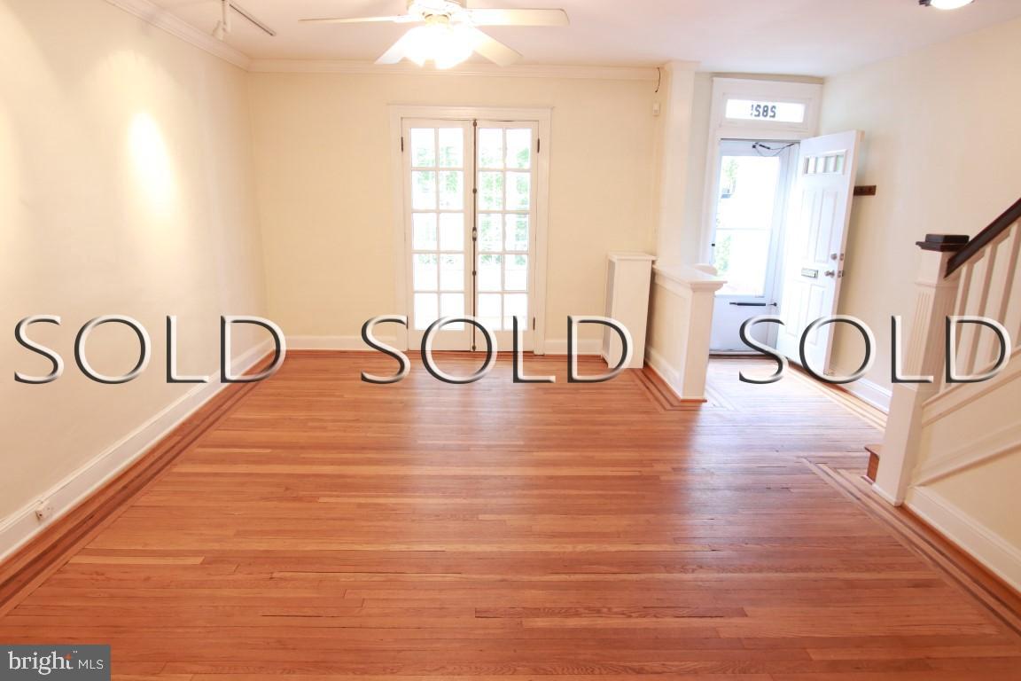 CHARLES VILLAGE - Residential