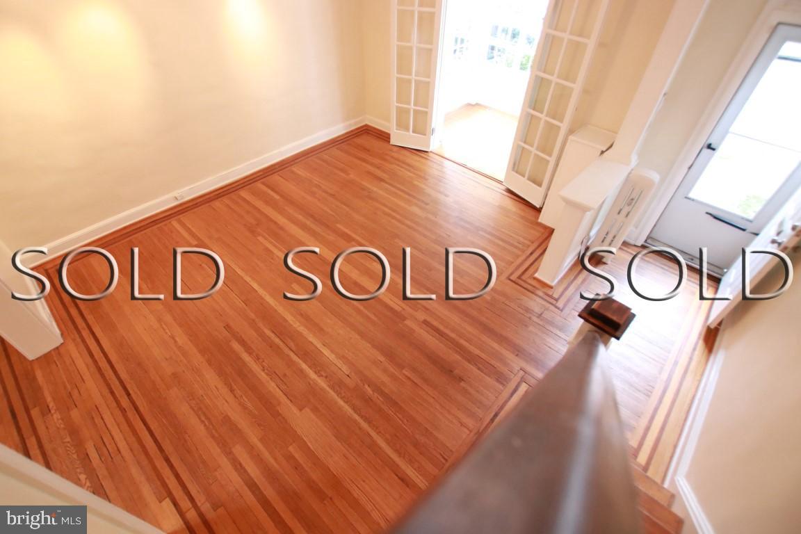 CHARLES VILLAGE - Residential