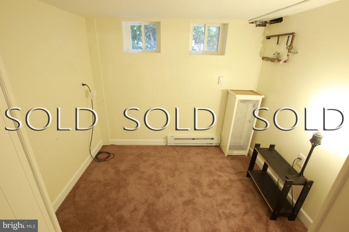 CHARLES VILLAGE - Residential