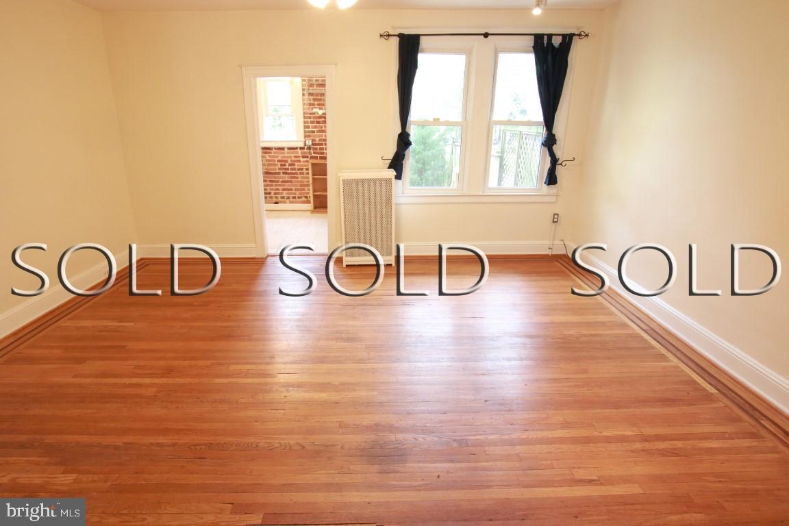 CHARLES VILLAGE - Residential