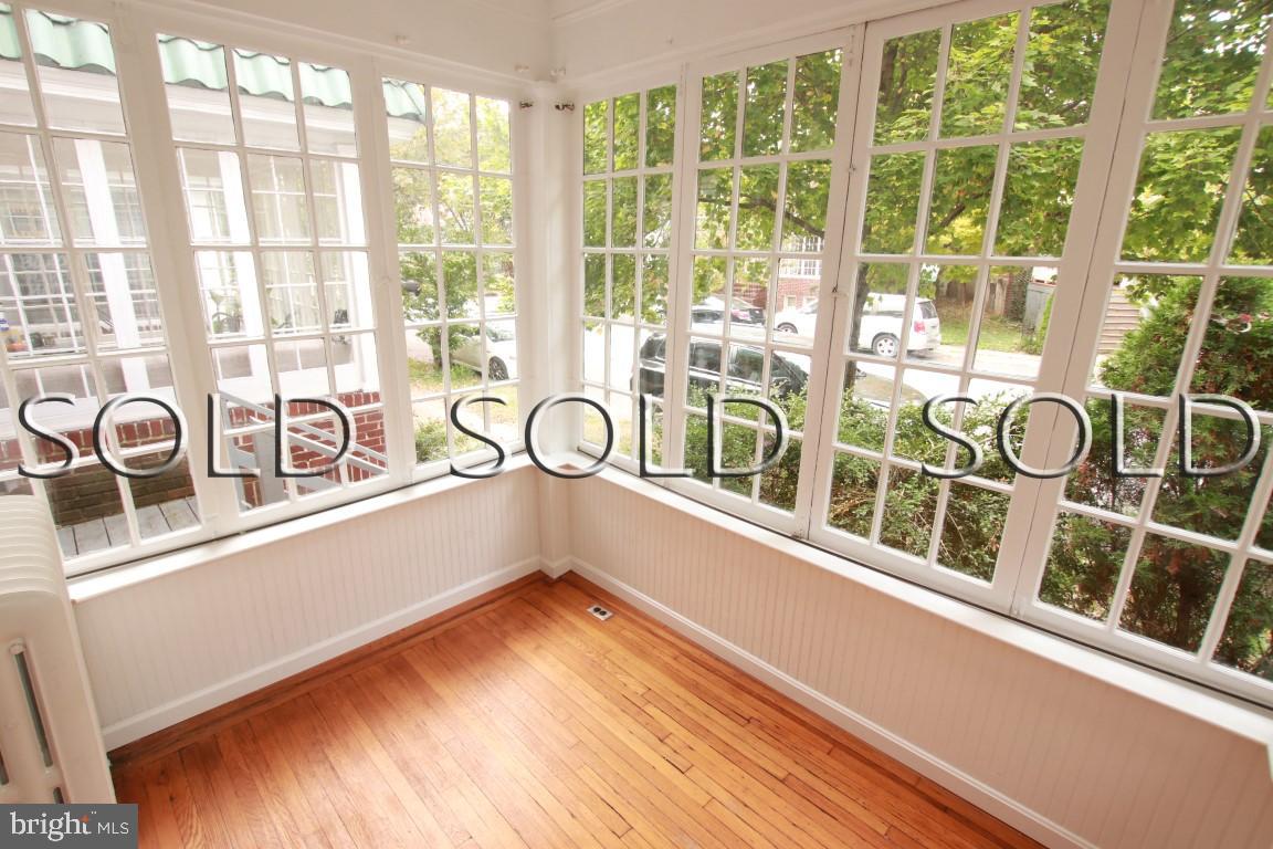 CHARLES VILLAGE - Residential